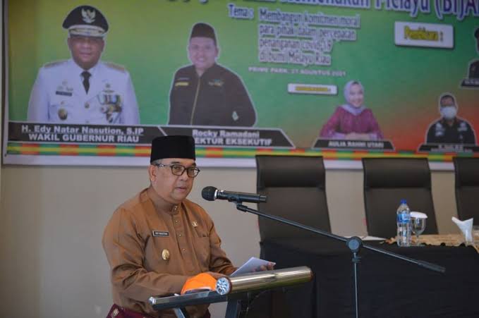 Antisipasi Penularan Covid-19 di Sekolah, Wagubri Ingatkan Kepala Sekolah Perketat Prokes