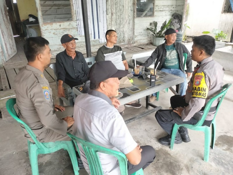 Ciptakan Kondusivitas, Polsek Batang Tuaka Gelar Cooling System di Pelabuhan Desa Junjangan