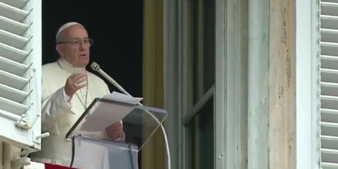 Dari Vatican, Paus Fransiskus Sampaikan Doa Buat Korban Bom di Surabaya