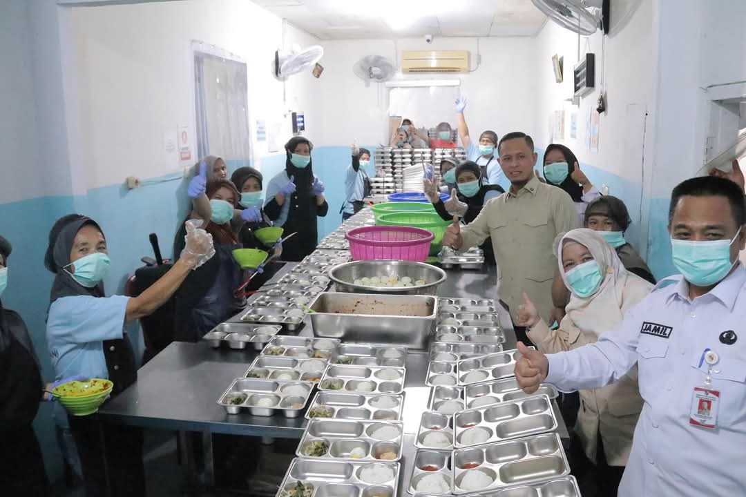 MBG Kian Diminati, Pemko Pekanbaru Desak Pusat Percepat Tambah Dapur Umum
