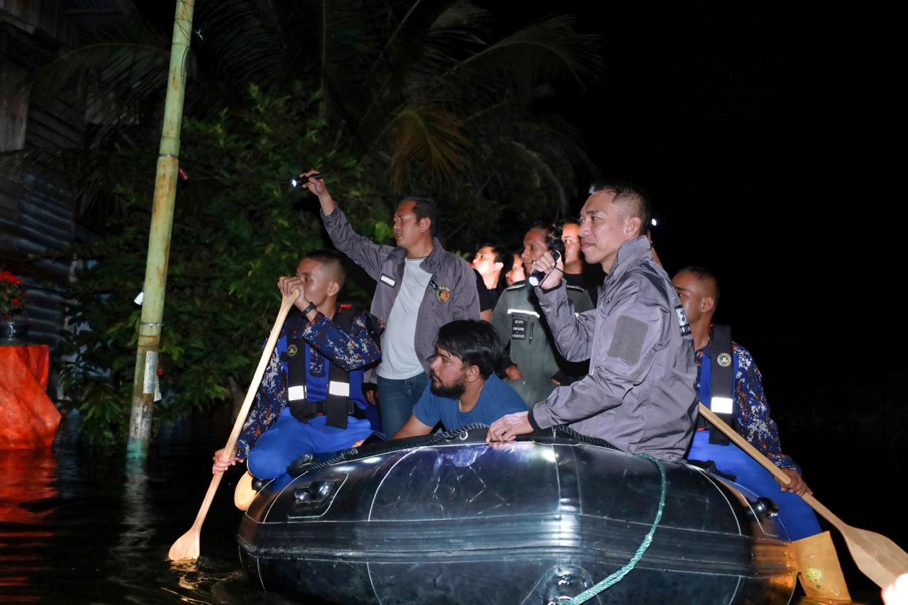 Antisipasi Kejahatan, Ditreskrimum Polda Riau Intensifkan Patroli di Wilayah Banjir Cegah Kejahatan