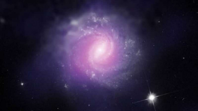 Secara Teoritis, Lubang Hitam Adalah ‘Terowongan’ Luar Angkasa