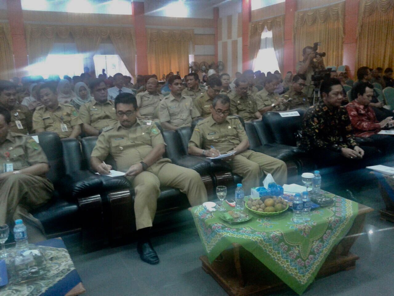 Hadiri Seminar Pengelolaan Keuangan di Inhu, Bupati H. Mursini Ingatkan ASN mempedomani Regulasi