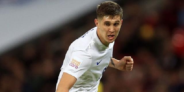 John Stones diminta pikirkan Guardiola