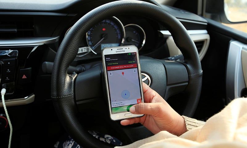 Menkominfo: Dashboard Taksi Online Beres Minggu Depan