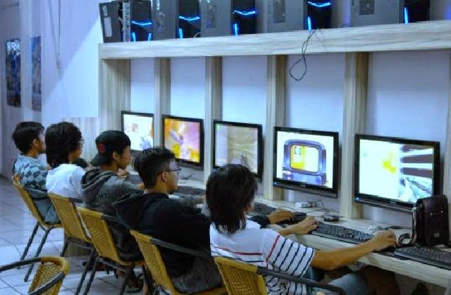 Jam Operasional Warnet Banyak yang Melanggar Aturan, DPRD Minta Satpol PP Tegas