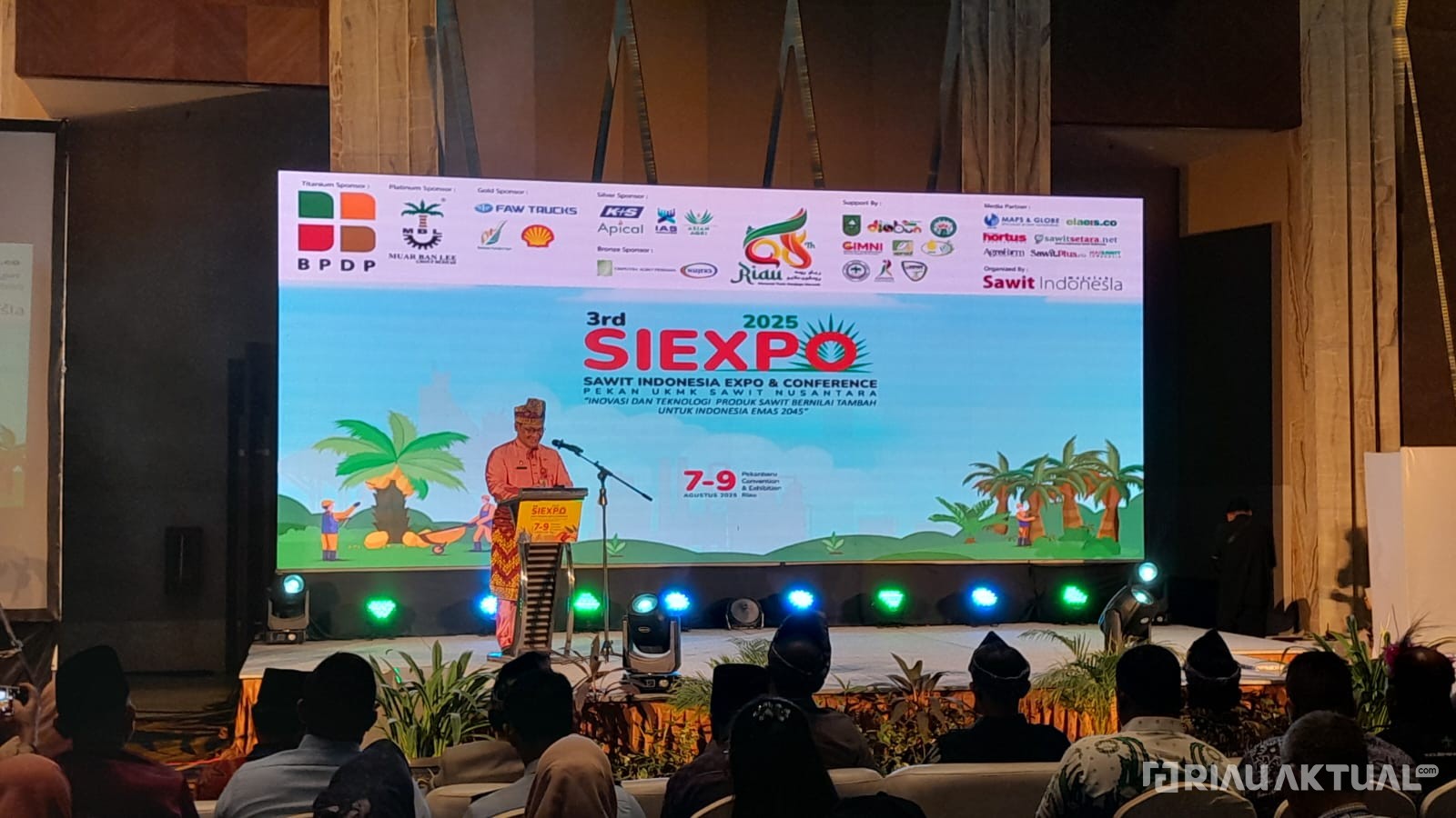 51 Persen Penduduk Riau Terafiliasi dengan Sawit