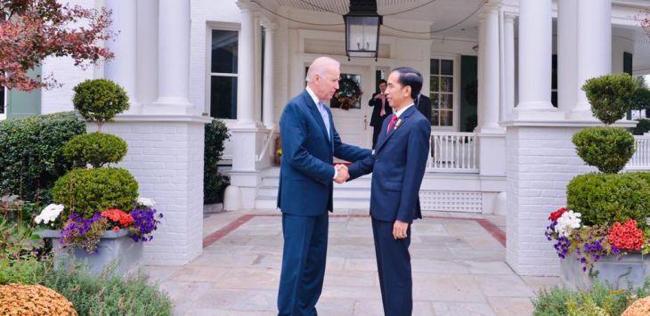 Presiden Jokowi Unggah Tulisan Bahasa Inggris untuk Joe Biden, Malah Mengundang Perdebatan
