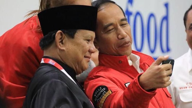 Survei LSI: Prabowo Ungguli Jokowi di Pemilih Pemula dan Terpelajar