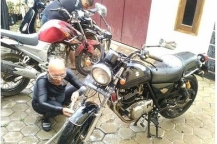 6 Pantangan Saat Mencuci Motor Kesayangan