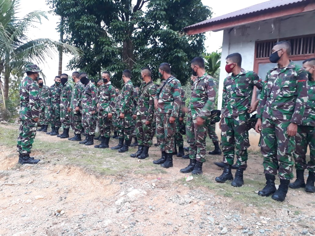Puluhan Personel Satgas TMMD Reg ke-108 Dari Batalyon 116/GS Di Siagakan Di Desa Lango