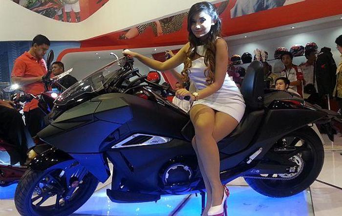 Penjualan Mobil dan Motor Naik, Benarkah Ekonomi RI Lesu?