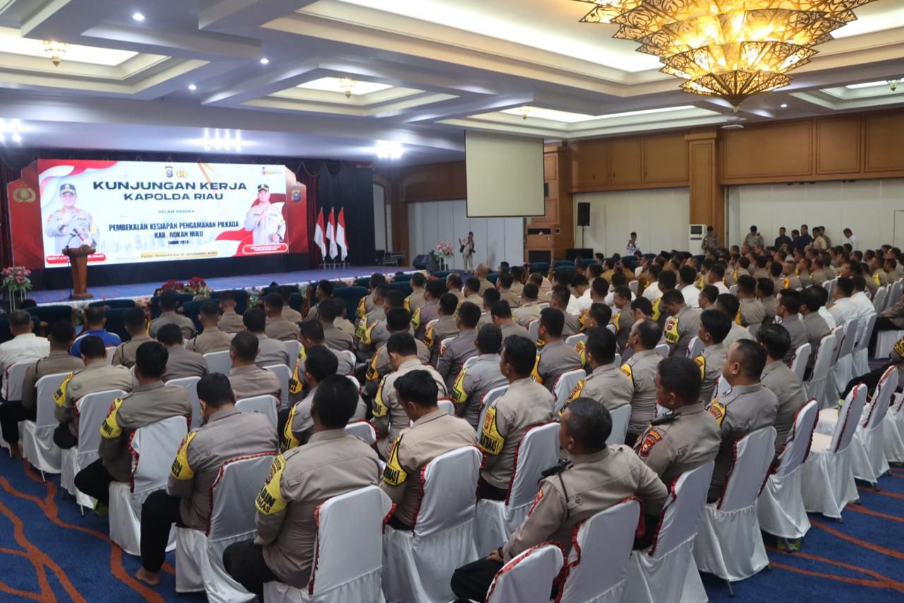 Kapolda Riau Berikan Pembekalan Pengamanan Pilkada 2024 di Rokan Hulu