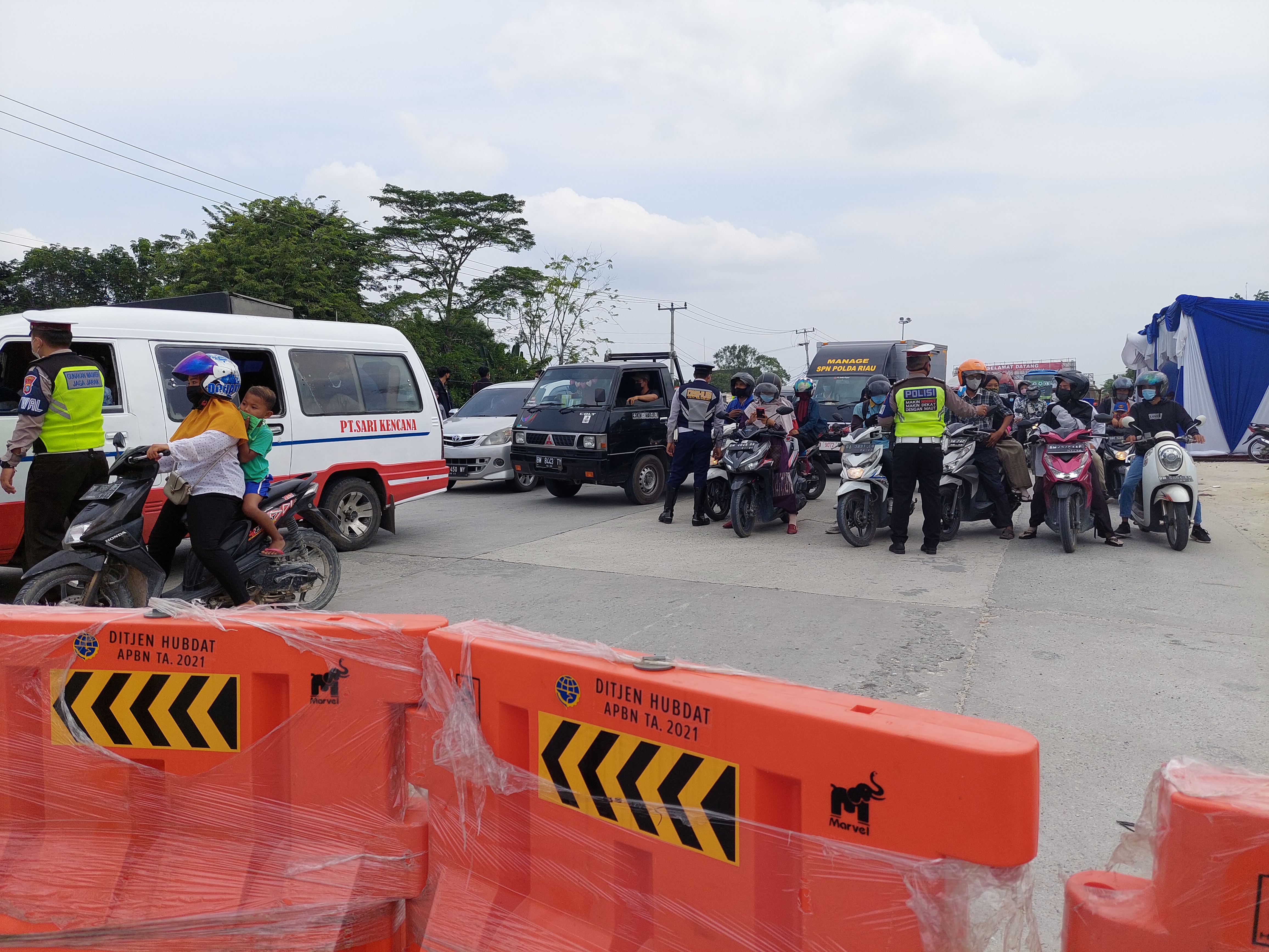 Hendak Masuk Pekanbaru,  70 Orang Dinyatakan Reaktif Covid-19 Selama PPKM Level 4