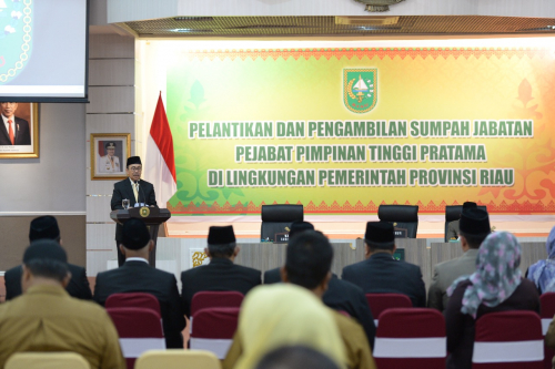 Gubernur Tunjuk 10 Pelaksana Tugas Kepala Dinas dan Biro di Pemprov Riau