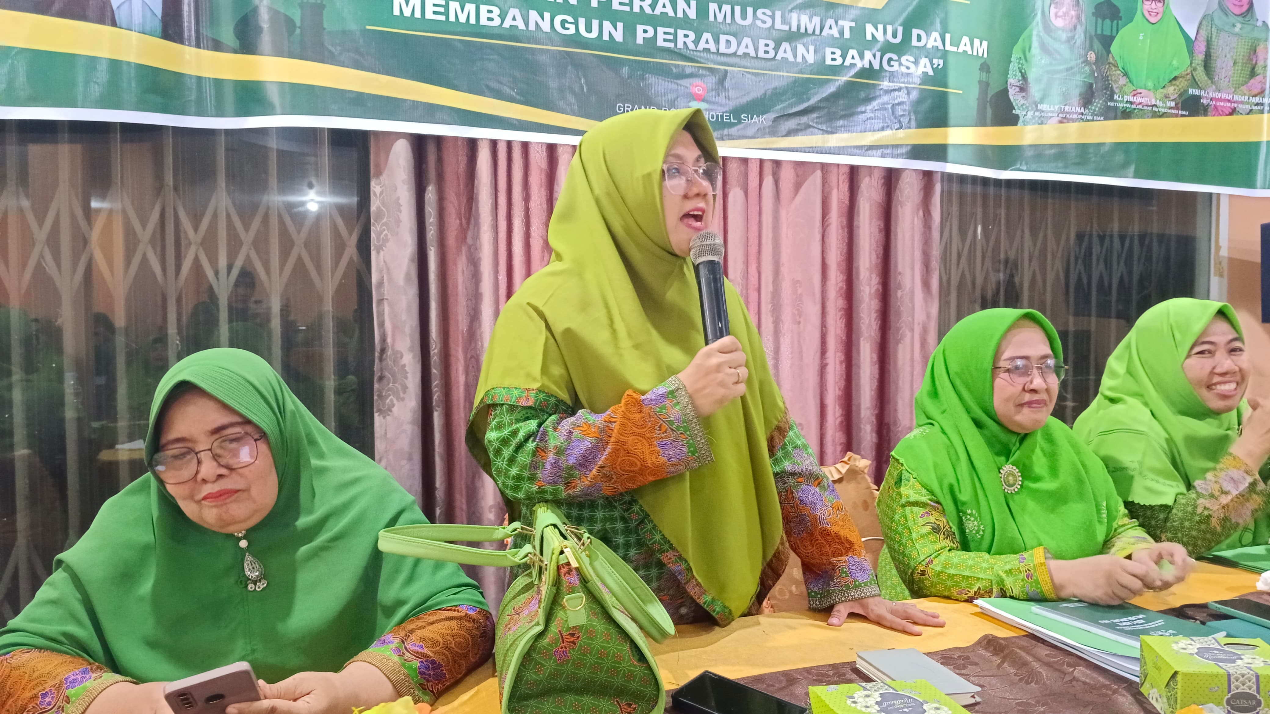 Dr. Afni Z Terpilih Pimpin Muslimat NU Kabupaten Siak dalam Konfercab ke V