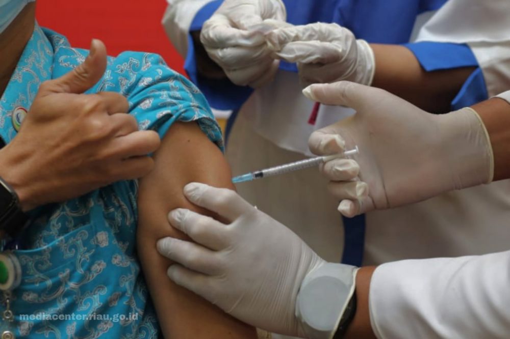 Vaksinasi Dosis I di Riau Capai 86,46 Persen