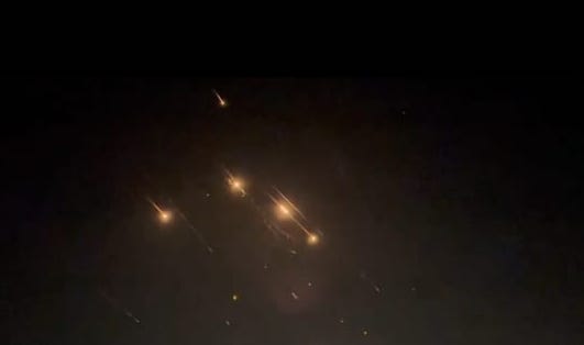 Iran Kembali Luncurkan Rudal ke Israel, Sirine Serangan Udara Meraung di Seluruh Negeri