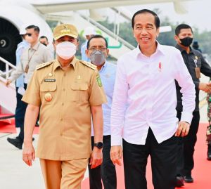 Presiden Jokowi Beri Sinyal Pembangunan RS di Riau, Gubri Syamsuar segera Menemui Menkes