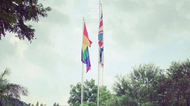 Kibarkan Bendera LGBT, LaNyalla DPD RI Desak Kedubes Inggris Minta Maaf