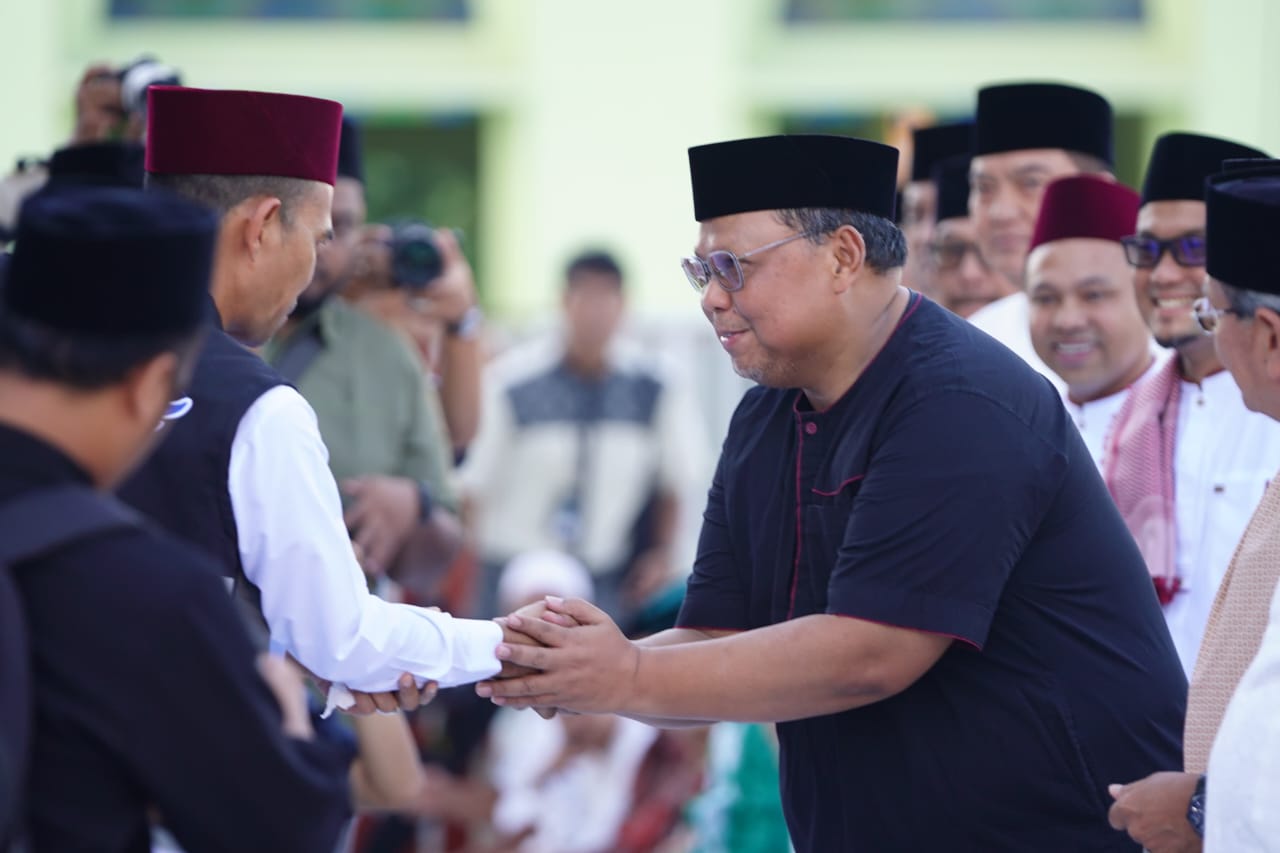 Gubernur Riau Abdul Wahid Sebut Lukman Edy Sebagai Guru Politik