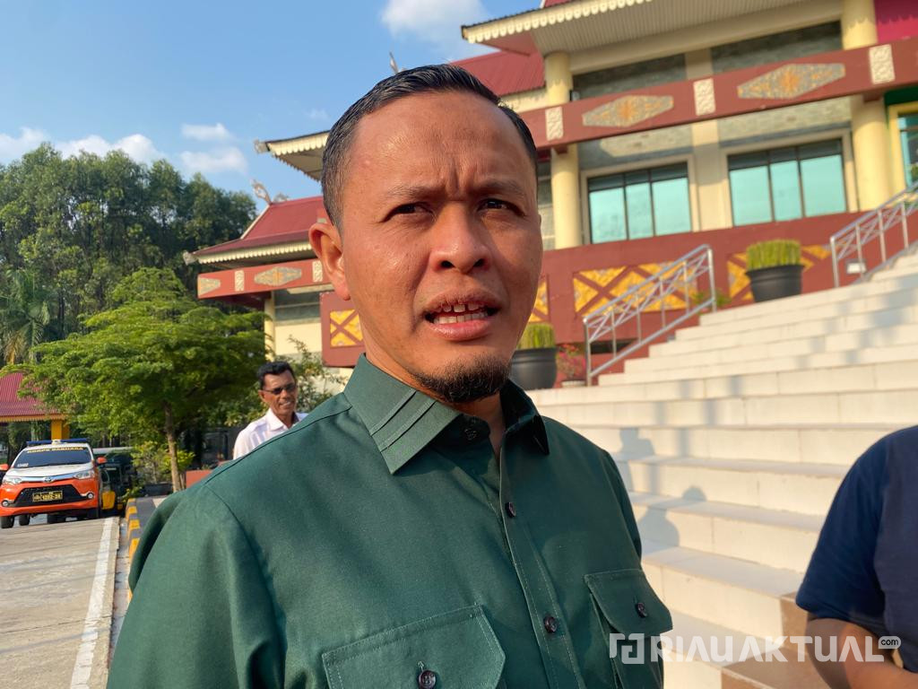 Besok DPRD Riau Bakal Umumkan Surat Pengunduran Diri Syamsuar