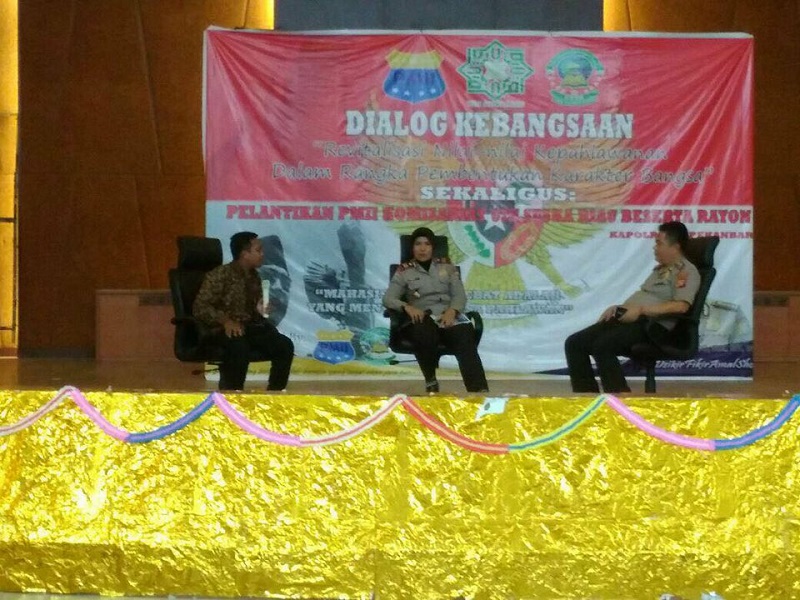Hari Pahlawan, Satbinmas Polresta Pekanbaru Hadiri Dialog Mahasiswa UIN  Suska Riau