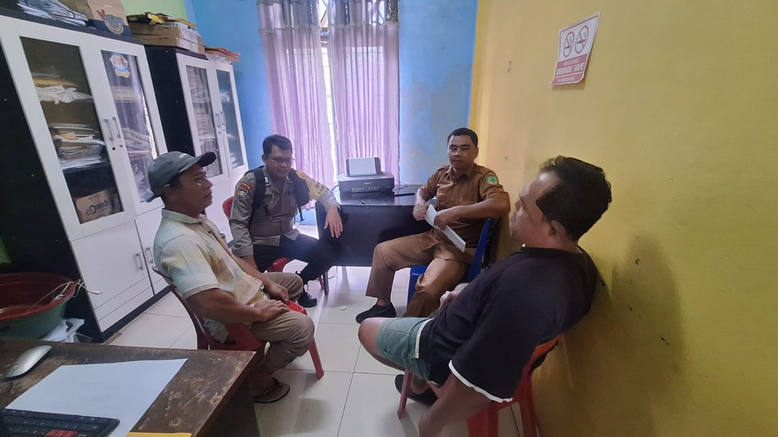 Pilkada Damai 2024, Polsek Bangko Pusako Ajak Masyarakat Ciptakan Kamtibmas Kondusif