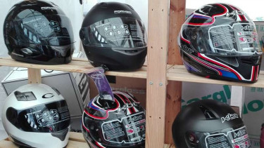 Cara Mudah Merawat Helm, Bisa Dilakukan Sendiri di Rumah