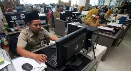 PNS Pria Boleh Ajukan Cuti Melahirkan