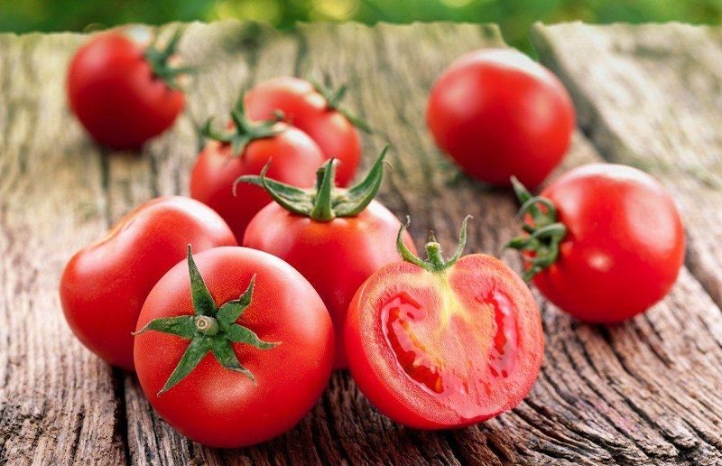 Makan Tomat Bisa Dapat 4 Manfaat Ini Loh