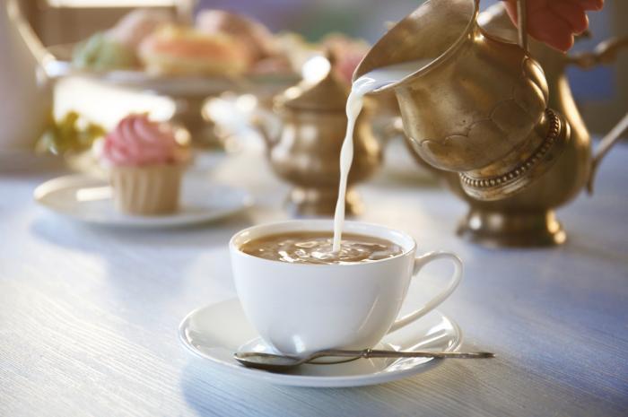 5 Daftar Minuman yang Bikin Ratu Elizabeth Panjang Umur