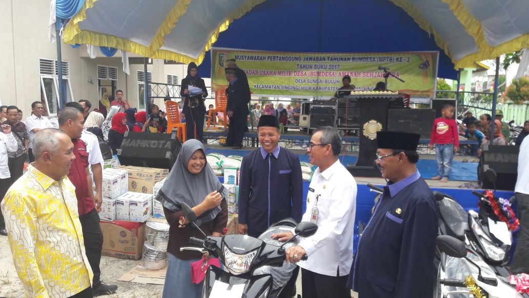 Bupati Kuansing Apresiasi Pesatnya Perkembangan Bumdes di Kuansing