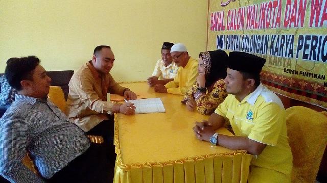 Irvan Herman Kembalikan Formulir ke Golkar