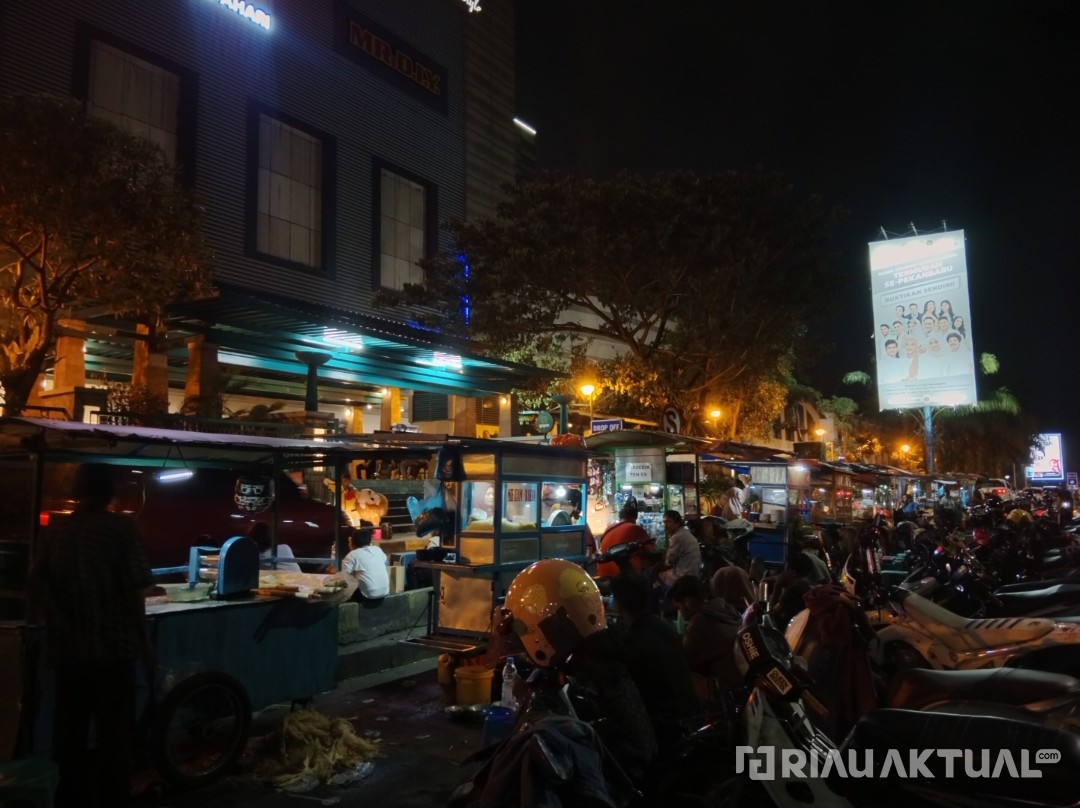 Bakso Pantai, Kuliner Malam di Pinggir Jalan Mall SKA Pekanbaru