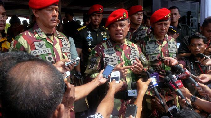 Pensiun, Panglima TNI Gatot Nurmantyo Kirim Sinyal, Pilih Jokowi atau Prabowo?
