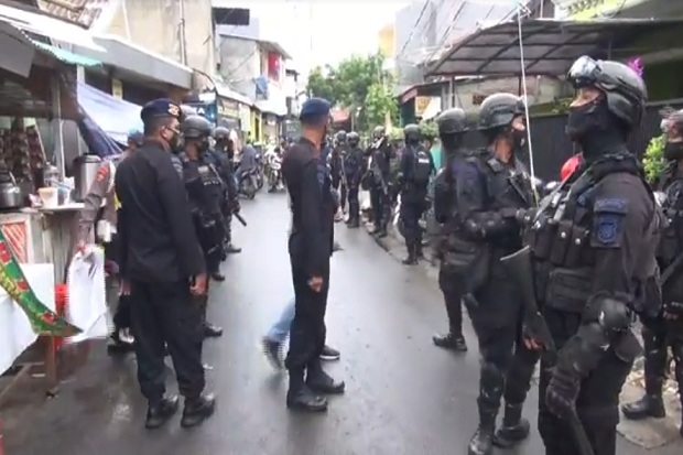 Petamburan Disweeping Polisi-TNI, FPI: Tidak Tahu Kenapa