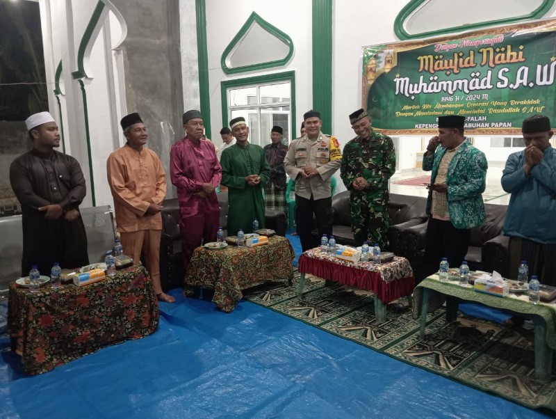 Peringatan Maulid Nabi, Kapolsek Tanah Putih Tanjung Melawan: Wujudkan Pilkada Damai dan Persatuan