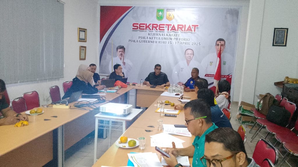 Panitia Kejurnas Forki Riau 2025 Matangkan Persiapan, Parisman Ihwan Tekankan Keseriusan