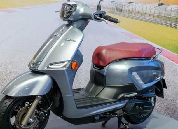 Suzuki Rilis Skuter 125cc Desain Klasik ala Vespa