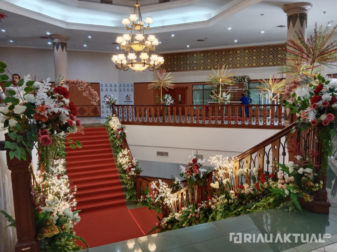 Hari Jadi Riau, Gedung DPRD Riau Bersolek Jelang Paripurna Istimewa