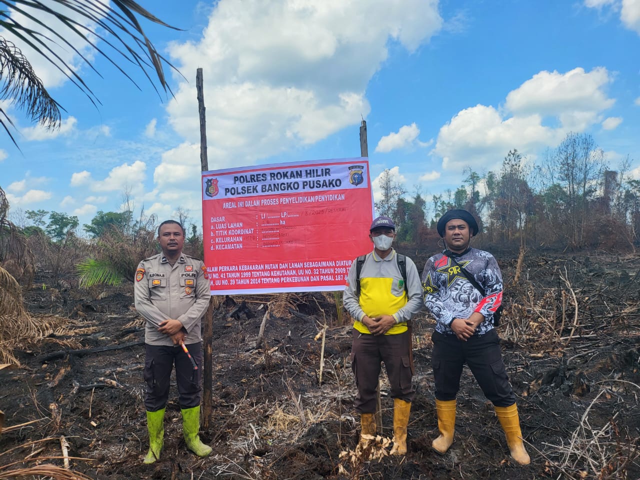 Polisi Pasang Plang dan Police Line di Lahan Terbakar di Bangko Pusako