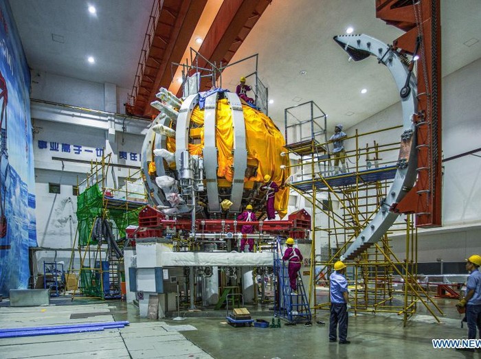 Ada Potensi Bahaya di Balik Matahari Buatan China