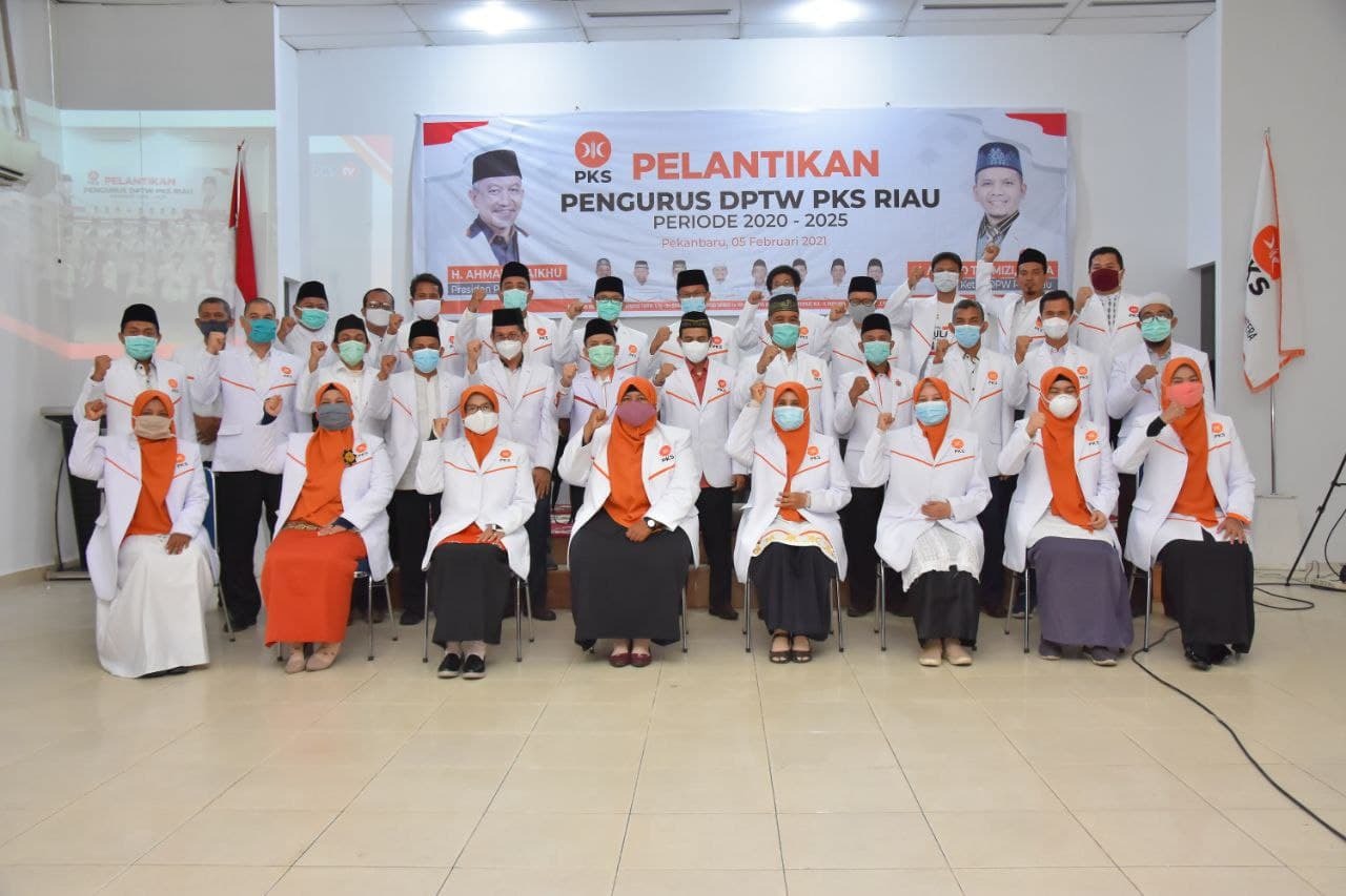 Resmi, Presiden PKS Lantik Pengurus DPW PKS Riau, 7 Anggota DPRD Riau Isi Jabatan Strategis
