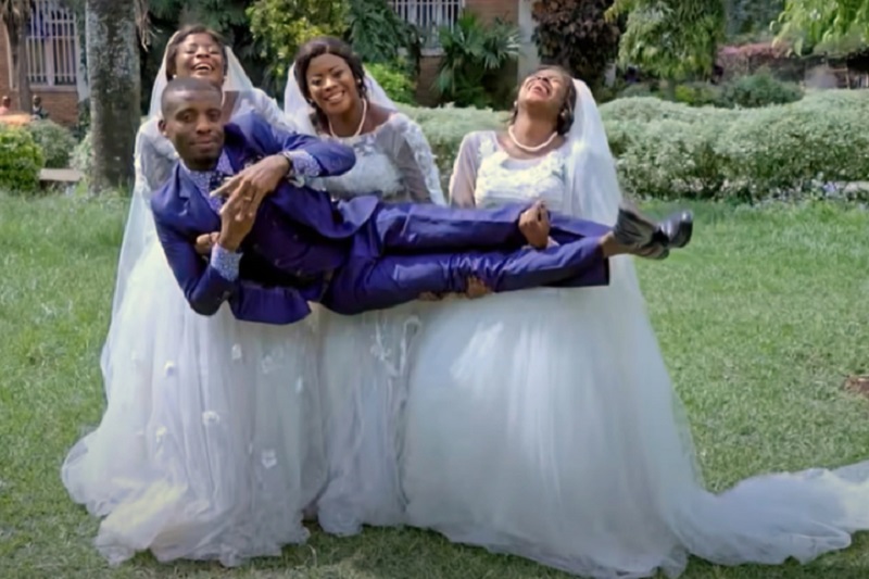 Nikah Dengan 3 Wanita Kembar Sekaligus, Luwizo: Bagai Mimpi!