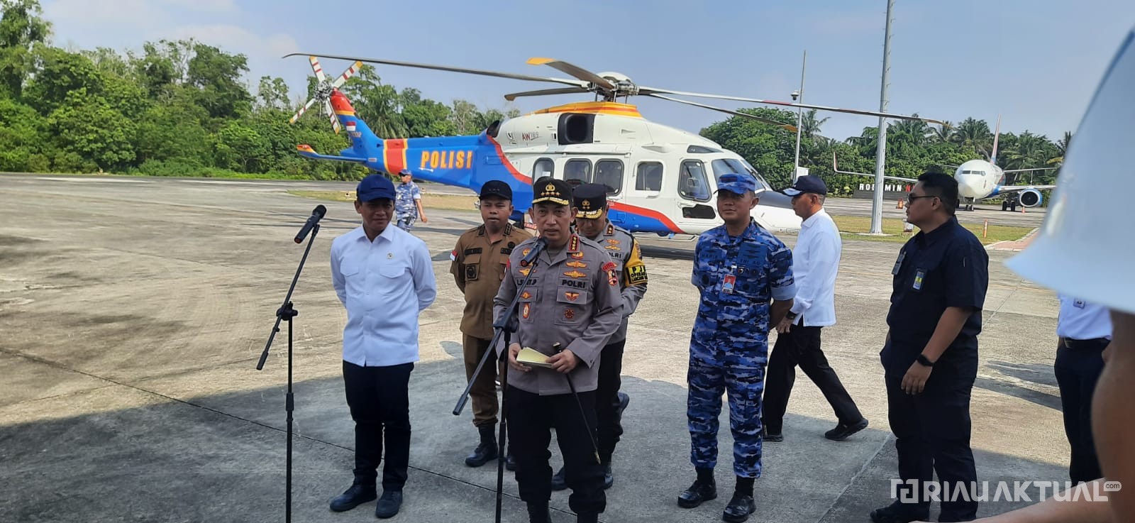 Karhutla Meluas di Riau, Kapolri dan Menteri LHK Turun ke Rohil dan Rohul
