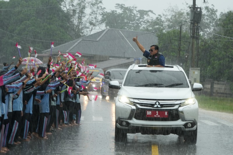 Berkah Hujan Menyambut Kedatangan Piala Adipura 2024 di Kota Teluk Kuantan Kuansing