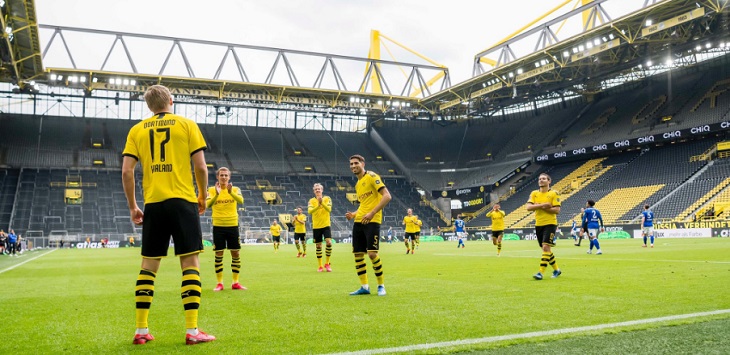 Unik, Dortmund Rayakan Kemenangan Atas Schalke Seolah-olah Stadion Penuh Suporter