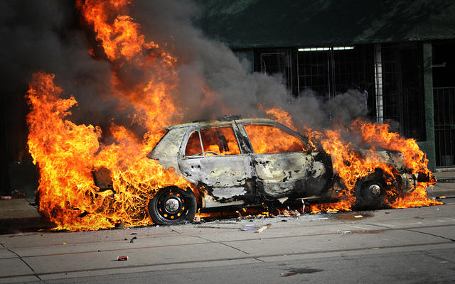 Dua Hal ini Sepele, Tapi Bisa Bikin Mobil Terbakar