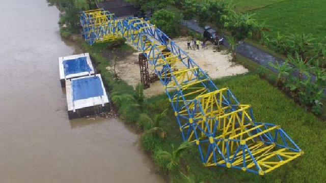 Jembatan Apung Pertama RI Dibangun di Cilacap, Ini Dampak Ekonominya